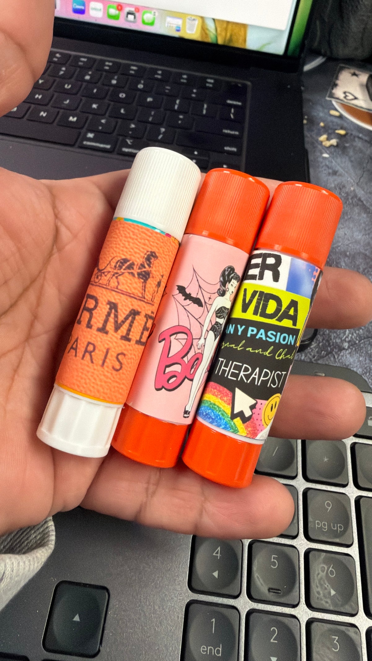 CUSTOM GLUE STICK BAG CHARM